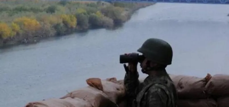 Son dakika: Yunanistan'a kaçmaya çalışan 1'i eski savcı 4 FETÖ şüphelisi yakalandı