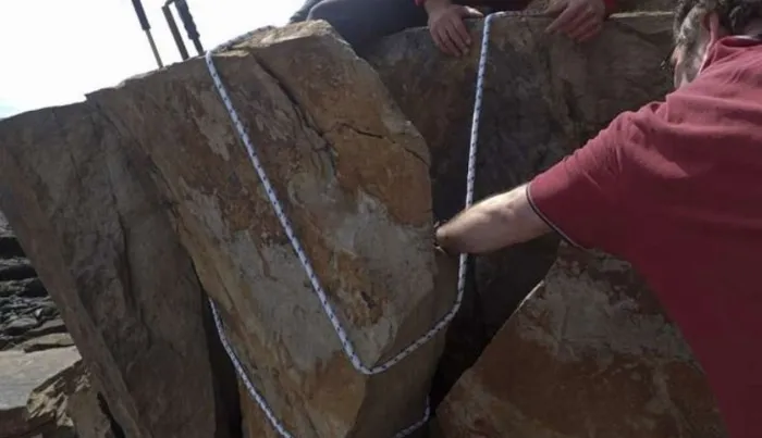 İngiltere’de dünyanın en büyük kırkayak fosili bulundu! 326 milyon yıl öncesine ait