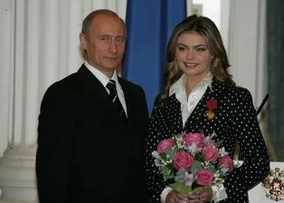 Putin'in 35 yaş küçük sevgilisi Alina Kabaeva hakkında flaş iddia! Herkes Putin'in sevgilisini merak ediyordu...