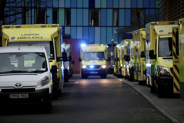 İngiltere Başbakanı Johnson'dan 3. dalga uyarısı: Çok sert tedbirler aldık - 4