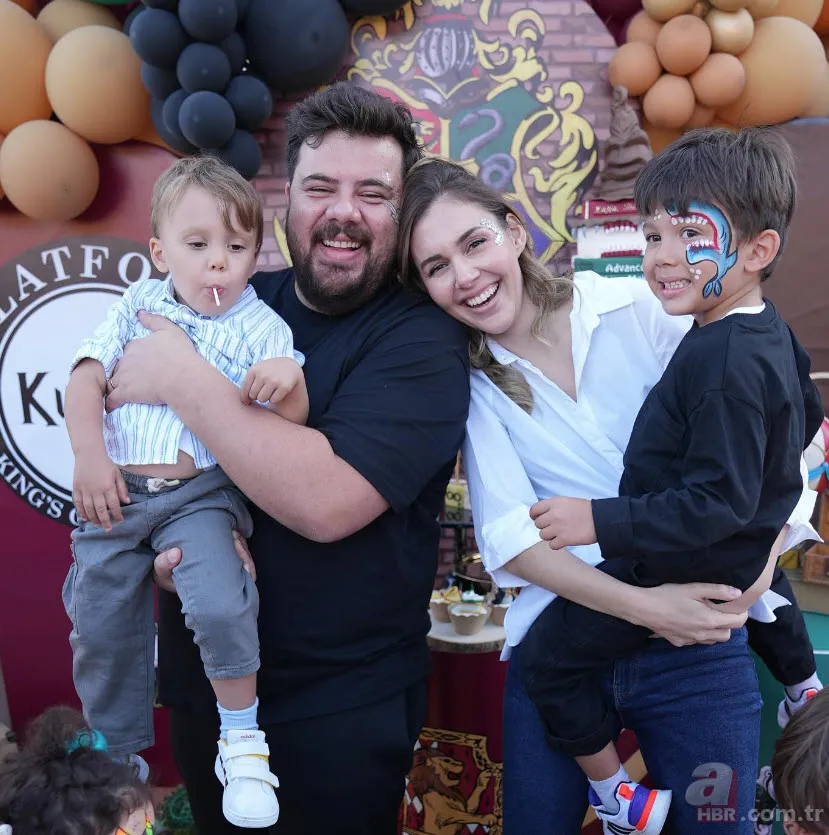 Berfu Yenenler’den şok eden itiraf! 19 yaşındayken ‘Kedicik’ olmaktan şans eseri kurtulmuş 4