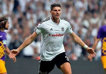 Beşiktaş Mario Gomez'i ikna etmenin peşinde!