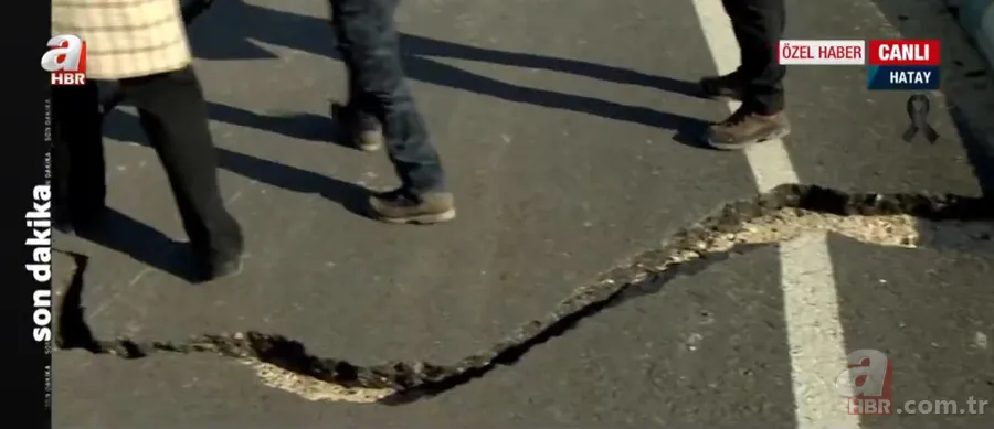 İşte dünyanın konuştuğu FAY KIRIĞI! Türkiye'de büyük yıkıma neden olan depremin gerçekleştiği nokta... 5 fay parçası birlikte çalıştı! Uzman isimden korkutan uyarı: Artçı depremler 6,6'ya çıkabilir 7