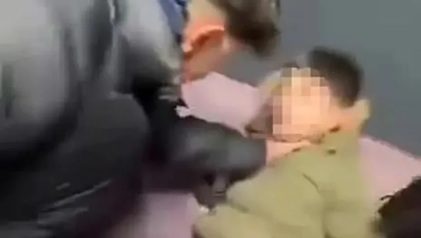 Caniler hakkında karar verildi! Sağır ve dilsiz çocuğa kablolu penseli işkence