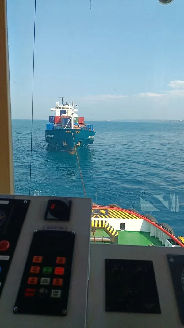 istanbul-bogazinda-gemi-arizasi-1660747191158.jpeg İstanbul Boğazı'nda gemi arızası - 1
