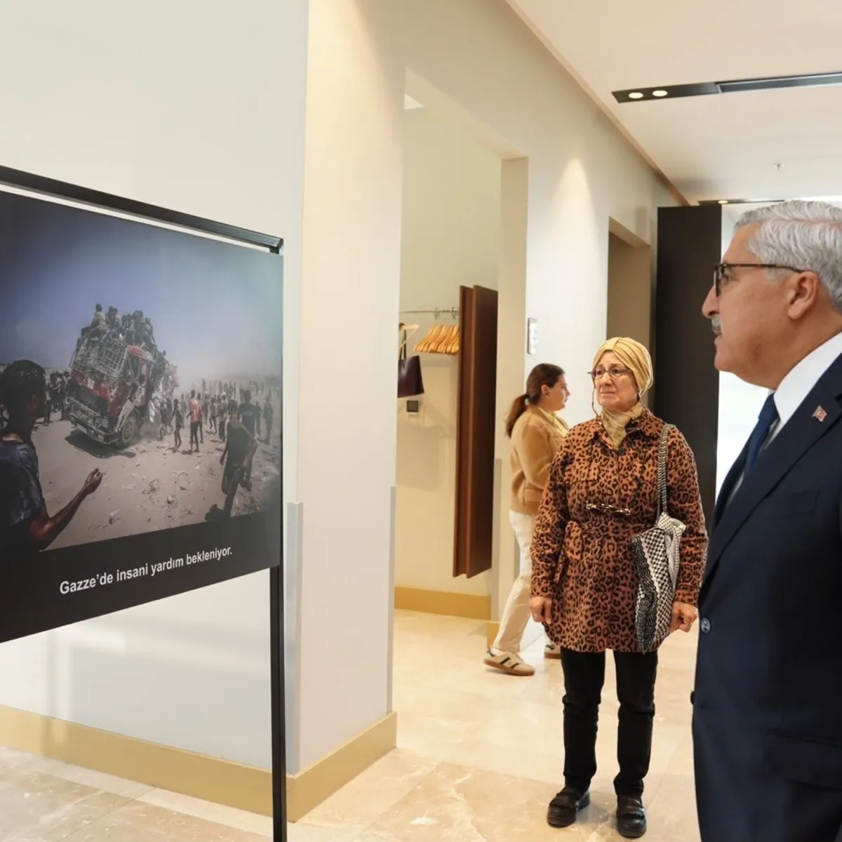 AK Parti Kongre Merkezi’nde Gazze fotoğraf sergisi açıldı