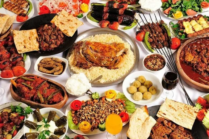 Son dakika: Sağlık Bakanlığı uyardı: Kalabalık iftar sofraları kurulmamalı