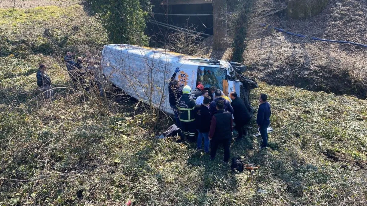 Ordu’da çocuk sporcuları taşıyan minibüs otomobille çarpıştı: 7 yaralı