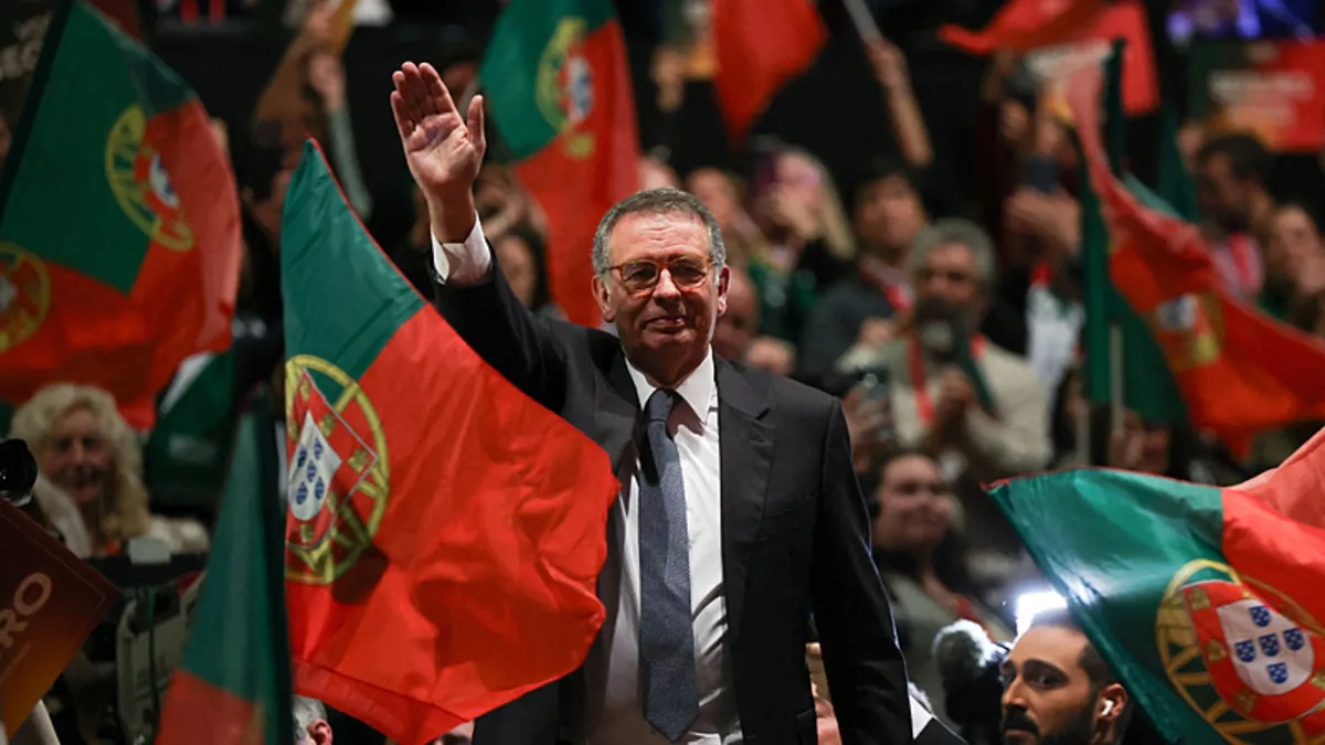 Portekiz'de seçimin ikinci turu tamamlandı! Cumhurbaşkanı Antonio Jose Seguro oldu