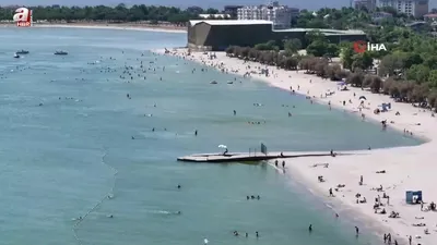 İstanbul’da plajları doldu taştı