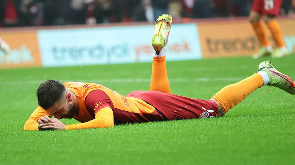 Galatasaray'da Halil Dervişoğlu şoku! Yeni adresini duyurdular