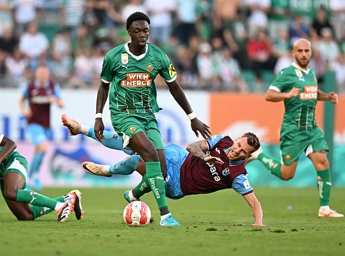 canli-yayin-trabzonspor-uefa-avrupa-liginde-zorlu-rapid-wien-virajinda-1723741180081.jpg Trabzonspor Avusturya'da Rapid Wien'e mağlup oldu! Artık rota Konferans Ligi... - 2