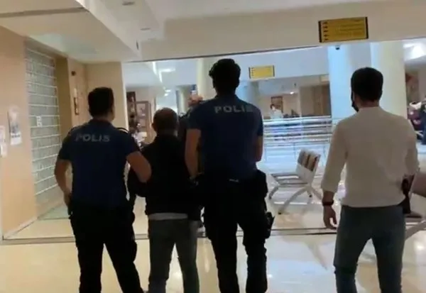 Son dakika: Thodex şüphelisi Oral Çınar’dan gazetecilere ahlaksız hareket!