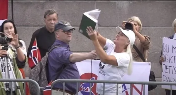 Türkiye’den Kur’an-ı Kerim yakılmasına sert tepki