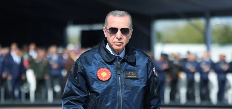 Başkan Recep Tayyip Erdoğan'dan "Birlikte Türkiye'yiz" paylaşımı! Bayraktar Kızılelma, TCG Anadolu, TOGG, KAAN...