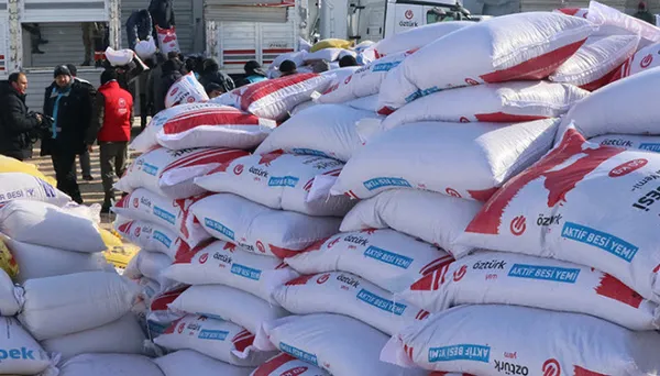 osmaniyede-depremlerden-etkilenen-besicilerin-yaralari-sariliyor-226-ton-yem-ulastirildi-1677660808990.jpg Osmaniye'de depremlerden etkilenen besicilerin yaraları sarılıyor! 226 ton yem ulaştırıldı - 5
