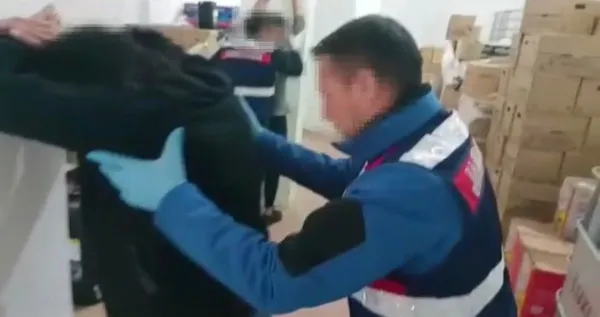 İstanbul’da jandarmadan sahte motor yağı imalathanesine operasyon