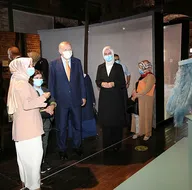 Başkan Erdoğan Böyle Daha Güzelsin sergisini gezdi