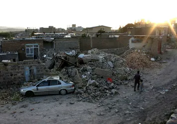 Son dakika: İran'da deprem!