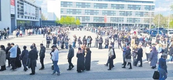 Alman basınından seçim itirafı! Türkler kısıtlamaya rağmen akın akın oy vermeye gitti