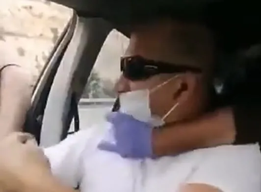 İsrail polisi sosyal medyada canlı yayın yapan Filistinli sivili gözaltına aldı! Görüntüler dünya basınını şoke etti - 3