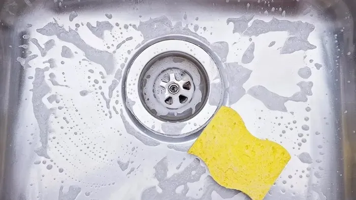 Lavabodan gelen pis kokuları yok ediyor! Hem doğal hem etkili...