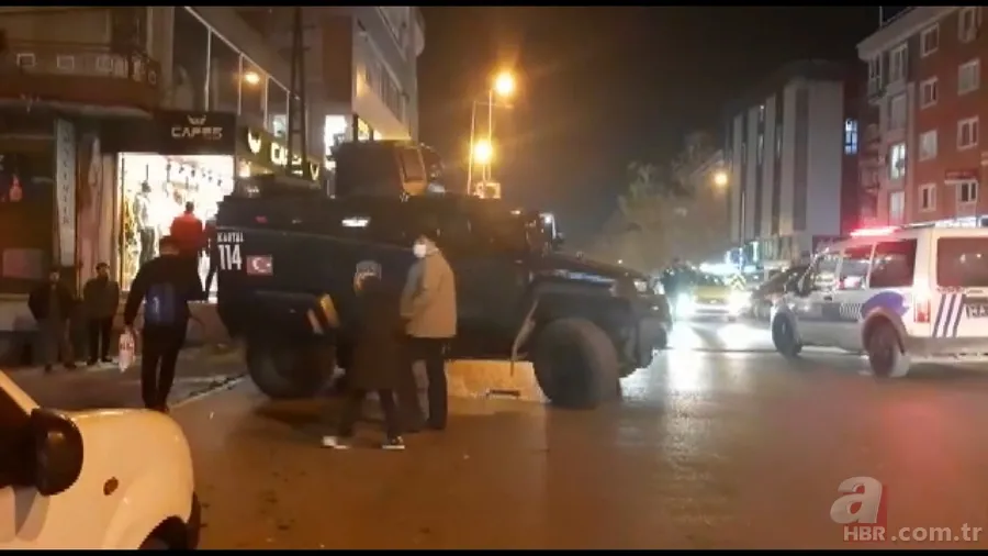 İstanbul Esenyurt’ta meydan savaşı gibi kavga! Sopa-satır-taş... 8