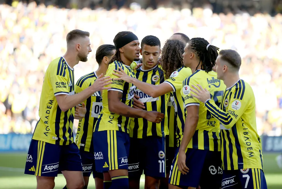 fenerbahcede-irfan-can-kahveci-482-gun-sonra-golle-tanisti-1789927104506.jpg İrfan Can Kahveci’den 482 gün sonra gelen gol! Fenerbahçe’nin yıldızı 1 gol ve 2 asistlik performansıyla parladı - 3