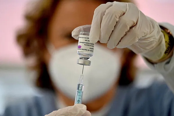AstraZeneca'nın Covid-19 aşısı hamile kadınlarda riskli mi? Brezilya'dan flaş karar - 4