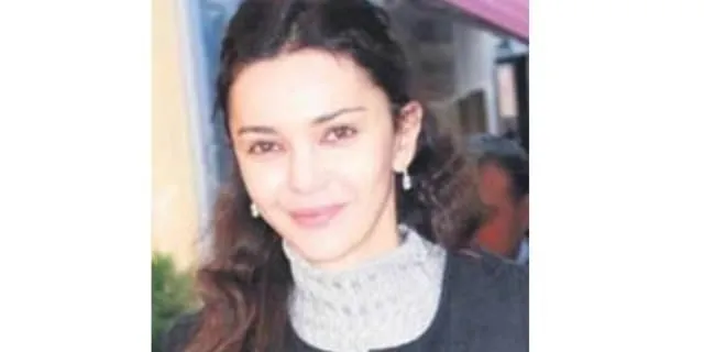 Tuba Büyüküstün makyajsız haliyle olay oldu! Beğeni yağdı