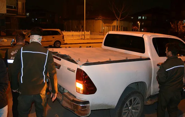 turkiyede-goruldu-beslemesi-yasak-kraliyet-pitonu-ve-sakalli-ejder-alarmi-1669921916242.jpg Türkiye'de görüldü! Beslemesi yasak! Kraliyet pitonu ve sakallı ejder alarmı... - 4