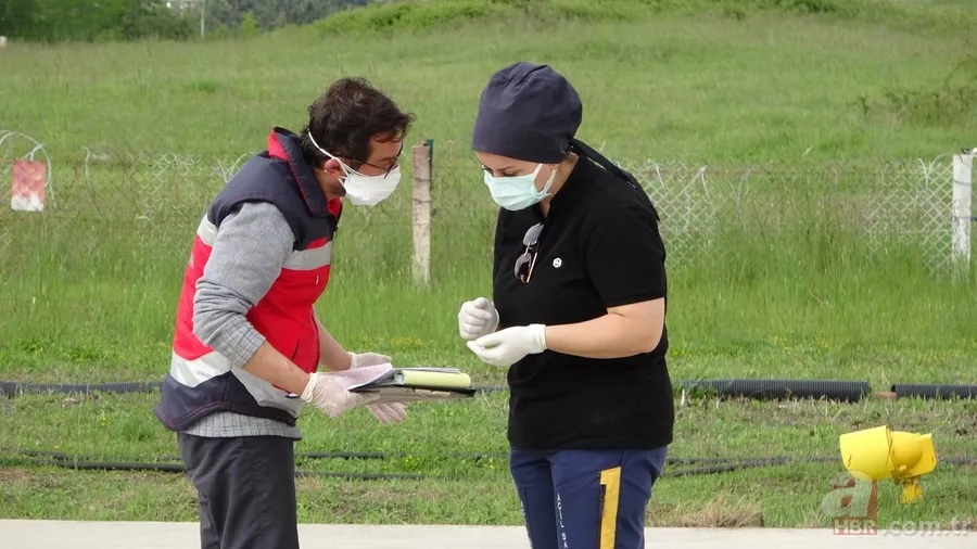 Ambulans helikopter 4 günlük bebek için havalandı 7