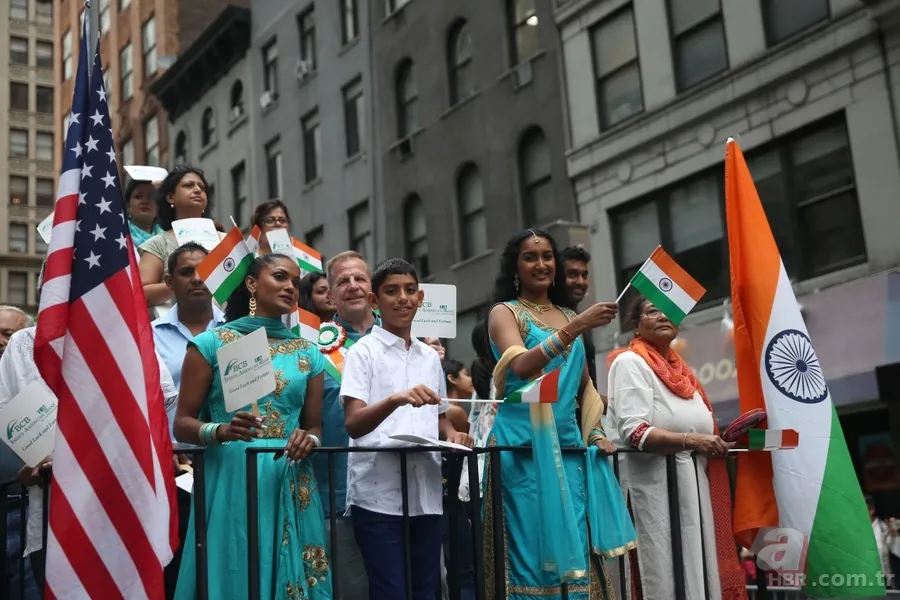 New York sokaklarında Hindistan rüzgarı 7