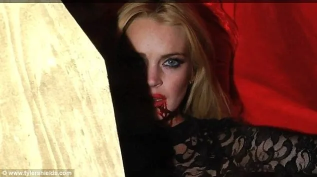 Lindsay Lohan vampir oldu