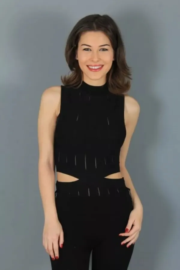 Mehmet Ali Erbil’in kızı Yasmin Erbil’den yasak aşk skandalı! Evli iş adamıyla...