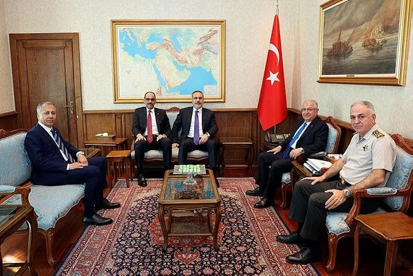 MSB’de güvenlik zirvesi! Gündem sınır ötesi harekat! Irak Savunma Bakanı Türkiye’ye geldi...