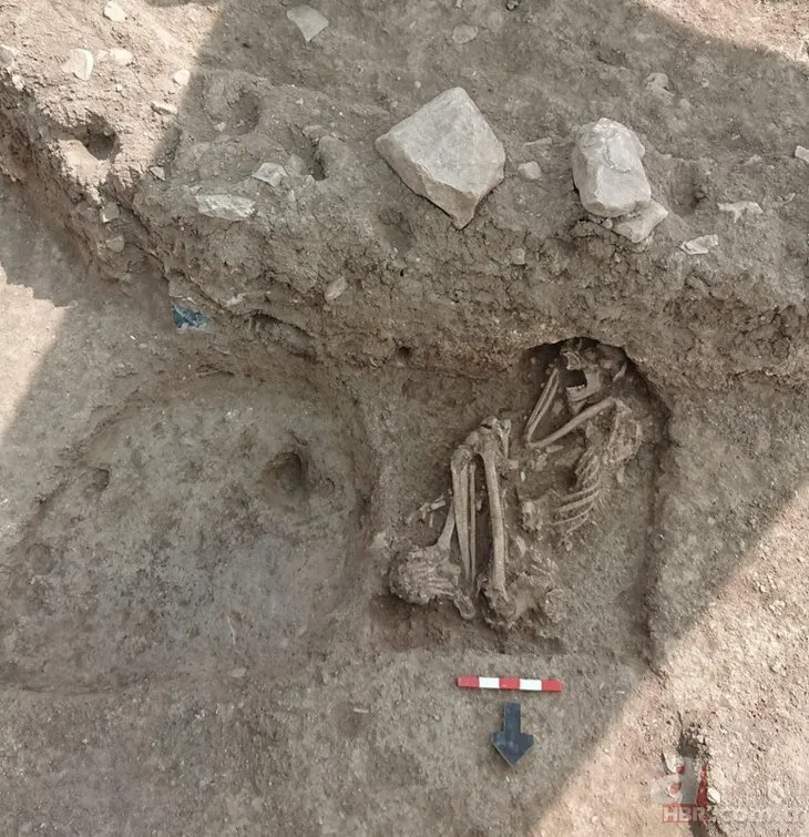 Türkiye’de kazıdan 8500 yıllık insan iskeleti çıktı! Batı Anadolu’dan günümüze gelen insan iskeleti