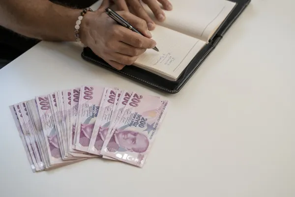 5-aralik-evde-bakim-maasi-yatan-iller-listesi-evde-bakim-parasi-maasi-kac-ilde-yatti-1638684581186.jpg Evde bakım maaşı yatan iller 7 Aralık! Evde bakım parası ne zaman, hangi illerde yatar? - 2