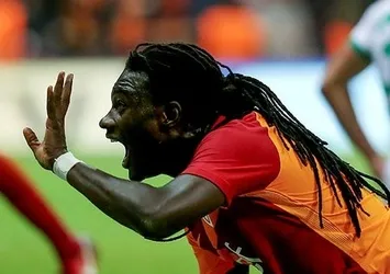 Gomis ve Cenk Tosun karşılaşması