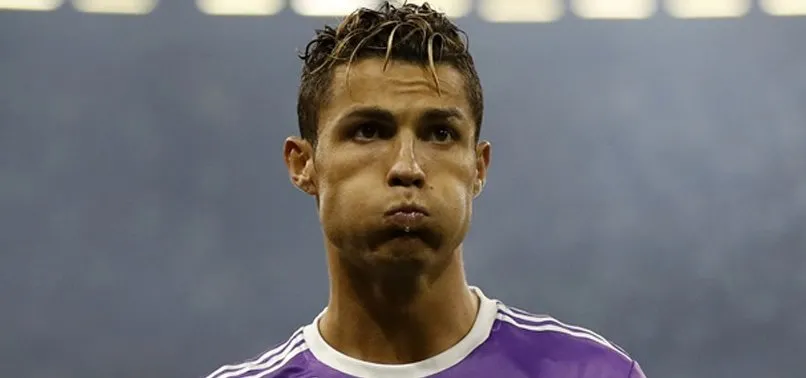 Ronaldo Nun Yeni Stili Herkesi Sasirtti A Haber Son Dakika Spor Haberleri