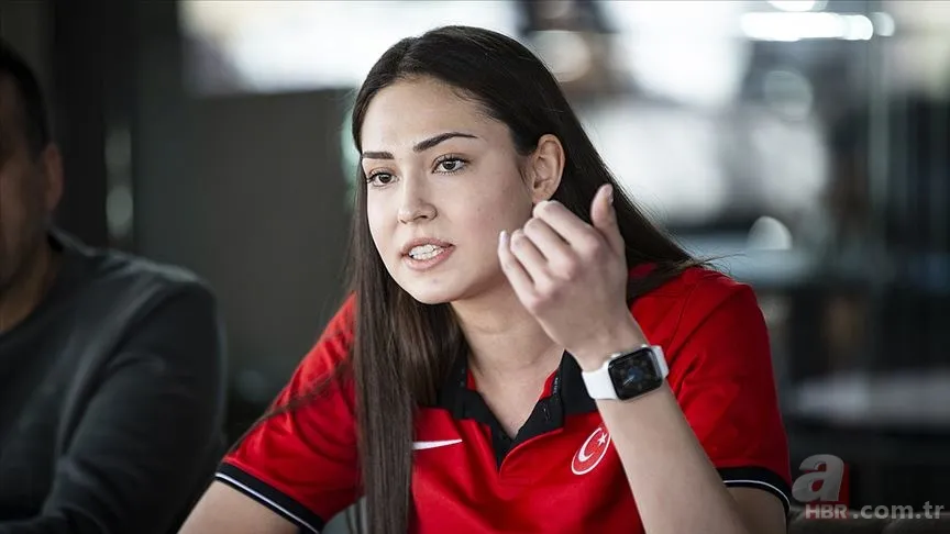 Adını tarihe yazdıran Türk kadın sporcular: Olimpiyat madalyalarından dünya rekorlarına 8