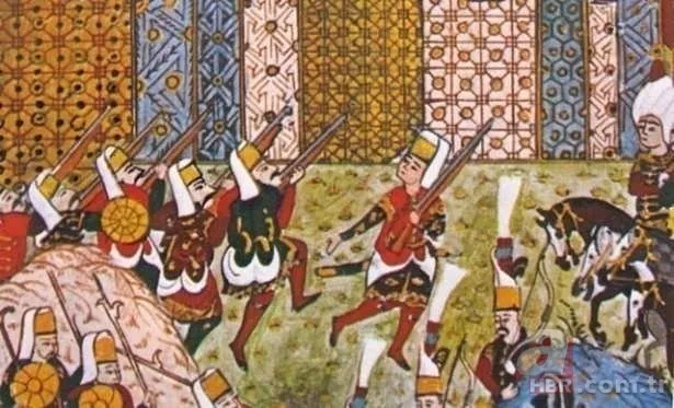 Gördüğünüz tüm padişah portrelerini unutun! 3 yıl çalışıp baştan çizdiler! Kanuni Sultan Süleyman, Fatih Sultan Mehmet... 16
