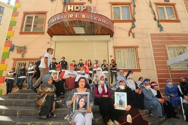 PKK’nın sonunu anneler getirecek! Evlat nöbetinde 2 yılı geride kaldı