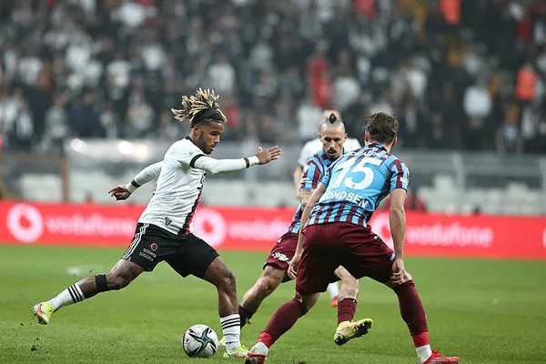 Derbide kazanan Trabzon! Beşiktaş 1-2 Trabzonspor MAÇ SONUCU-ÖZET