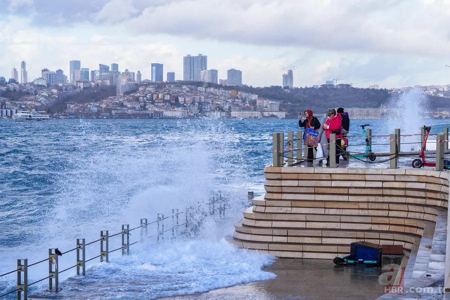 İstanbul’da poyraz etkisi donduracak! Meteoroloji yeni hafta için uyardı: Çığ, fırtına... 1
