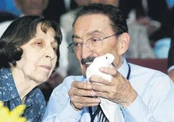 İki farklı Rahşan Ecevit!