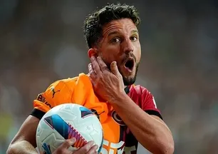 Galatasaray transferde düğmeye bastı! Mertens'in yerine dünya yıldızı