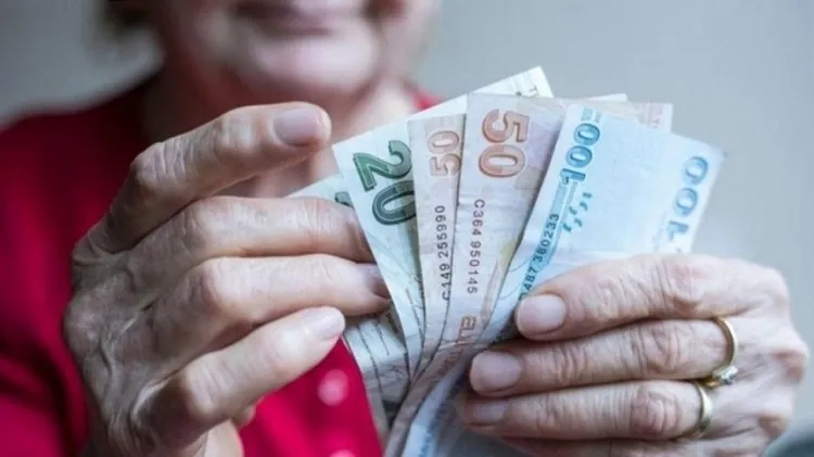 maaslar-guncellendi-ssk-ve-bag-kur-emeklileri-e-devlet-uzerinden-gorebiliyor-yeni-emekli-maasi-nasil-hesaplani-1707902379922.jpg MAAŞLAR GÜNCELLENDİ! SSK ve Bağ-Kur emeklileri E-DEVLET üzerinden görebiliyor! Yeni emekli maaşı nasıl hesaplanıyor? - 2