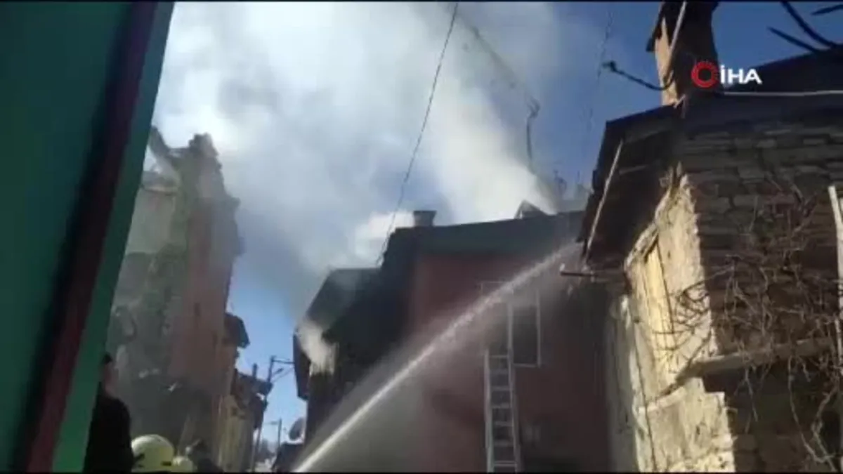 Konya’nın Beyşehir ilçesinde evler yandı