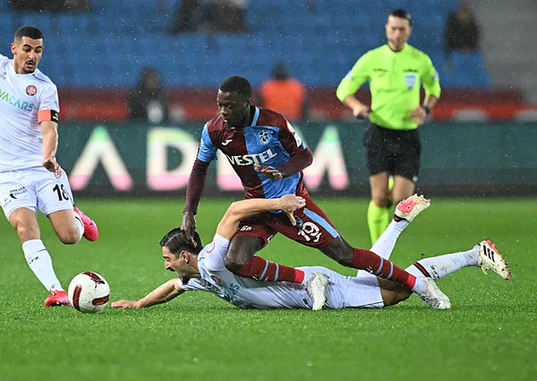 trabzonspor-evinde-fatih-karagumruku-farkli-gecti-4-1-1710006795285.jpeg Trabzonspor evinde Fatih Karagümrük'ü farklı geçti: 5-1 - 1